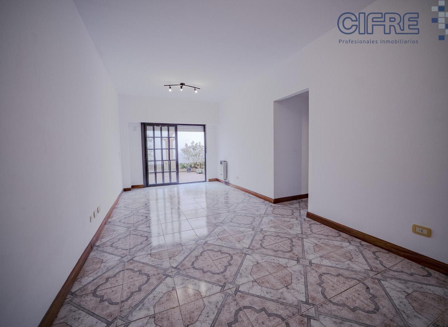 Foto de PH en Planta Baja 3 ambientes con cochera y 2 patios en Villa Pueyrredon, imagen 2