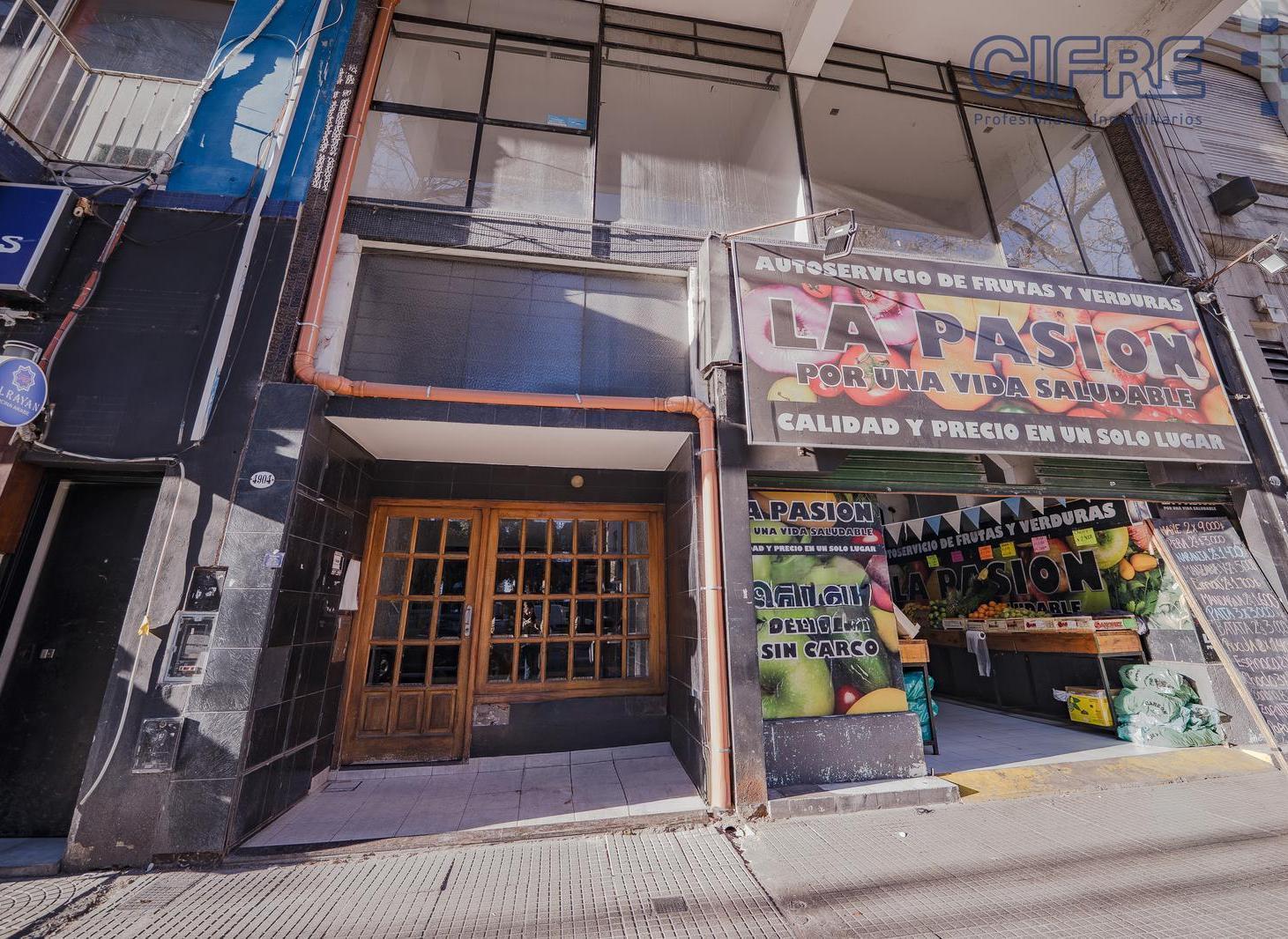 Foto de Depósito/Oficina 67m2 a 1 cuadra de la Estación Urquiza Subte Linea B, imagen 2