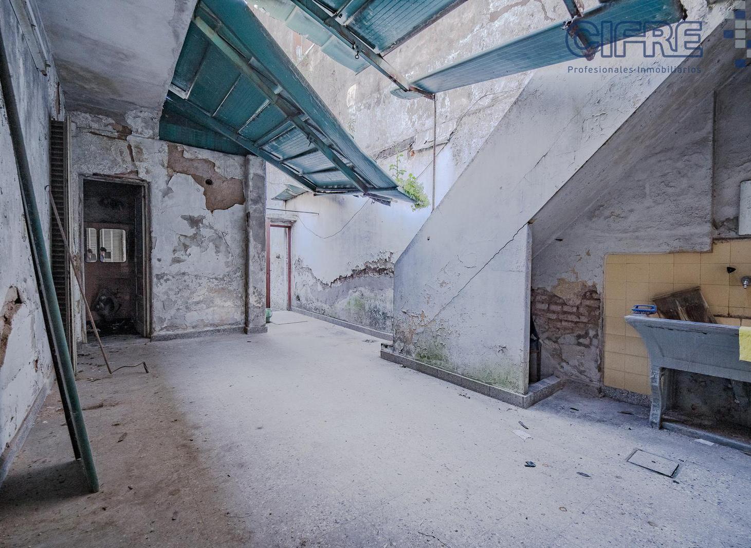 Foto de Terreno 8,66x25 Zonificación USAB1 Casa a refaccionar en Villa del, imagen 4