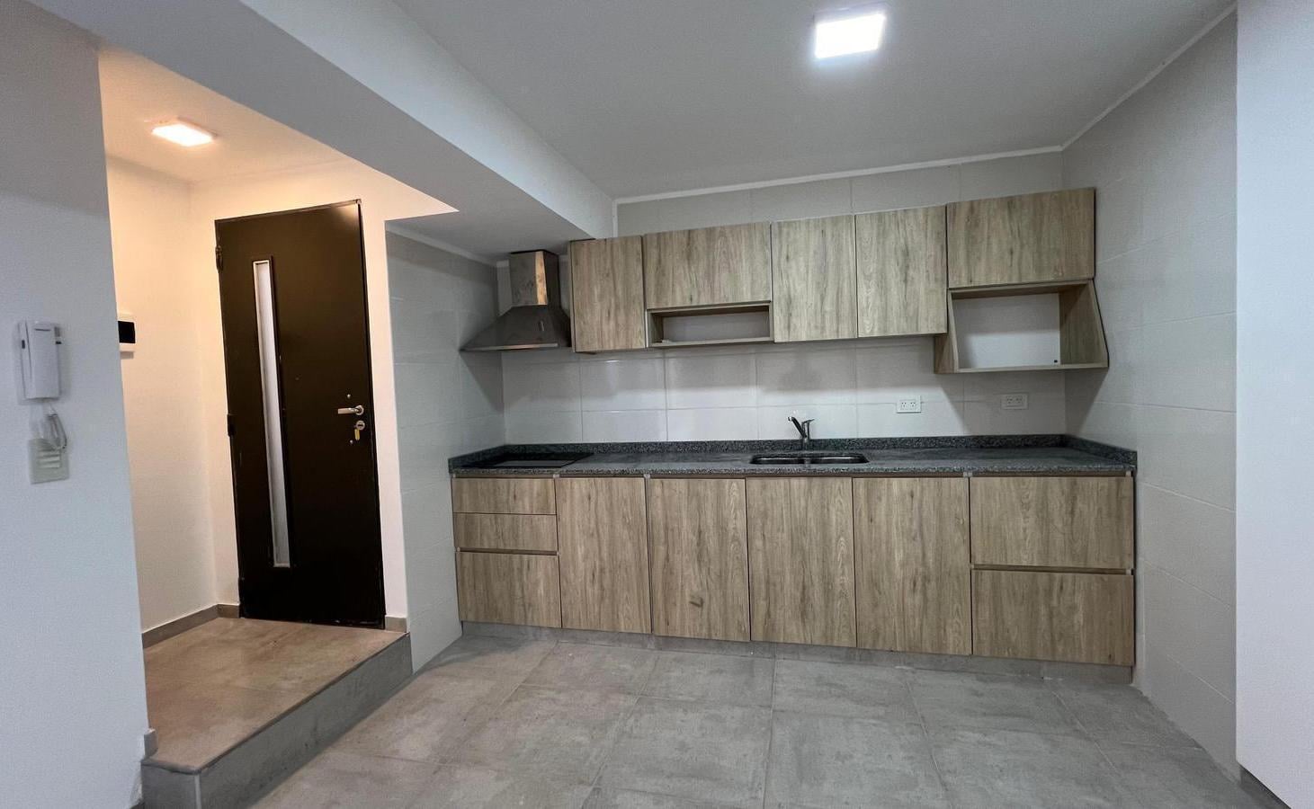 Foto de PH de 1 ambiente divisible en Planta baja con patio, incluye aire, imagen 3