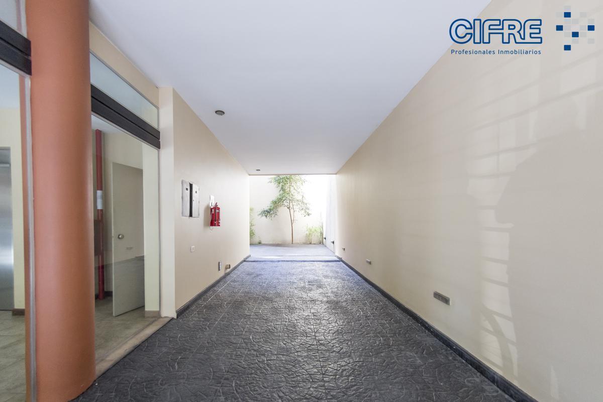 Foto de Departamento de 2 ambientes con 2 COCHERAS cubiertas balcón aterrazado, imagen 5