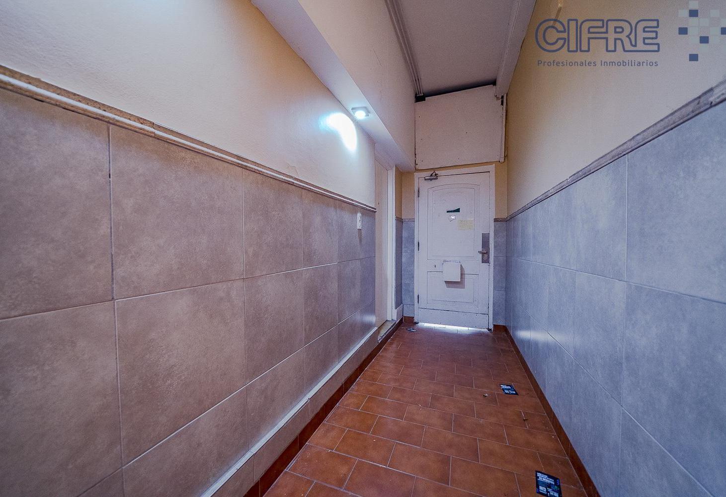 Foto de PH de 5 ambientes en PB con dos patios en Villa Urquiza., imagen 2