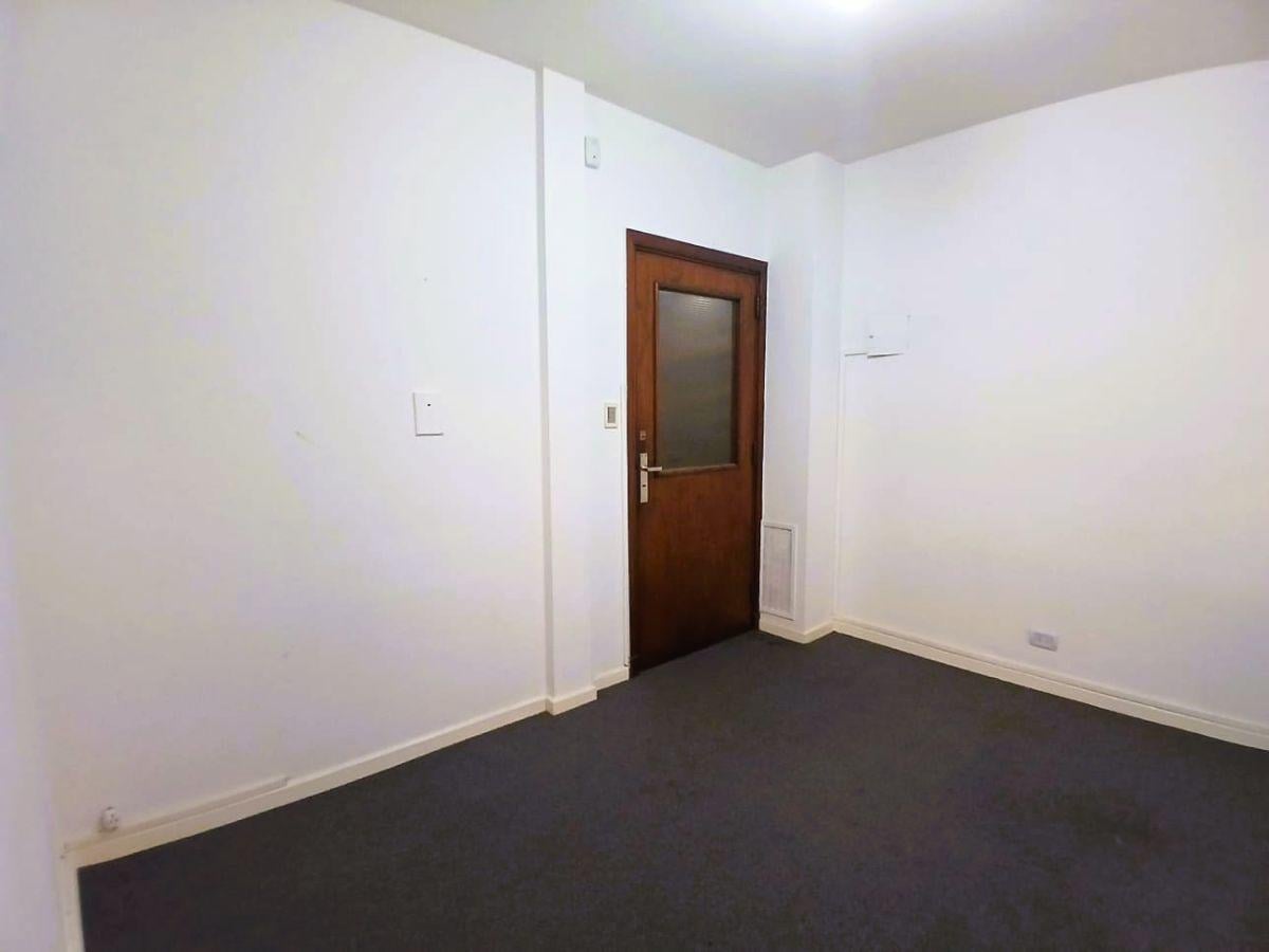 Foto de Oficina de 47m² dividida en 4 estudios en San Nicolas CABA, imagen 2