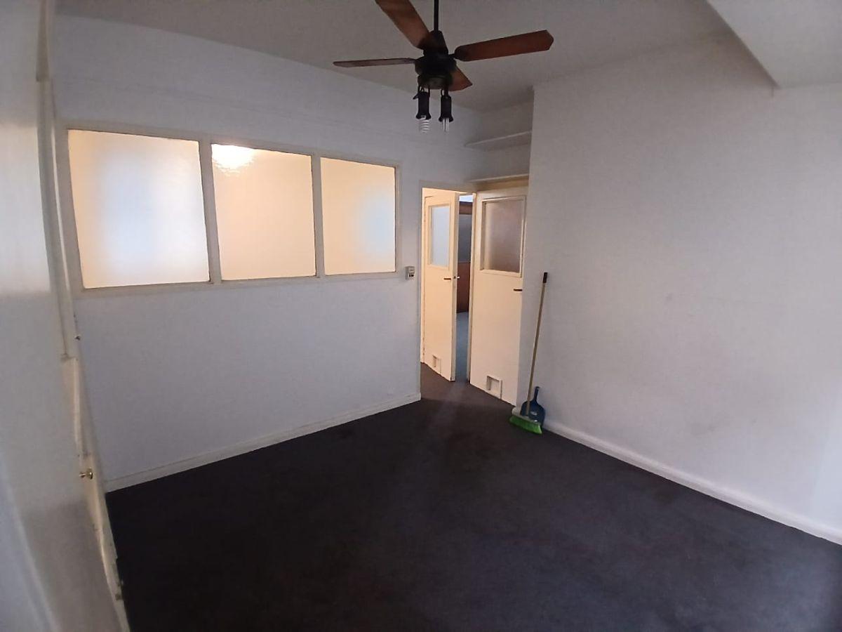 Foto de Oficina de 47m² dividida en 4 estudios en San Nicolas CABA, imagen 2