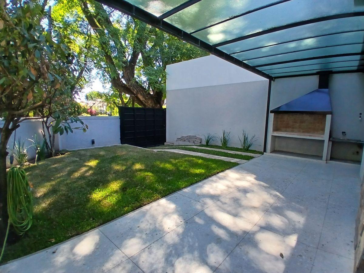 Foto de Casa En venta - Tu nuevo refugio en Martínez, imagen 3