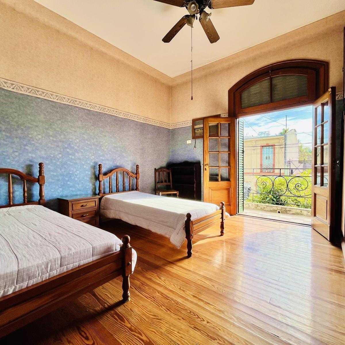 Venta Casa 7 Ambientes Jardín Piscina Villa Pueyrredon 5