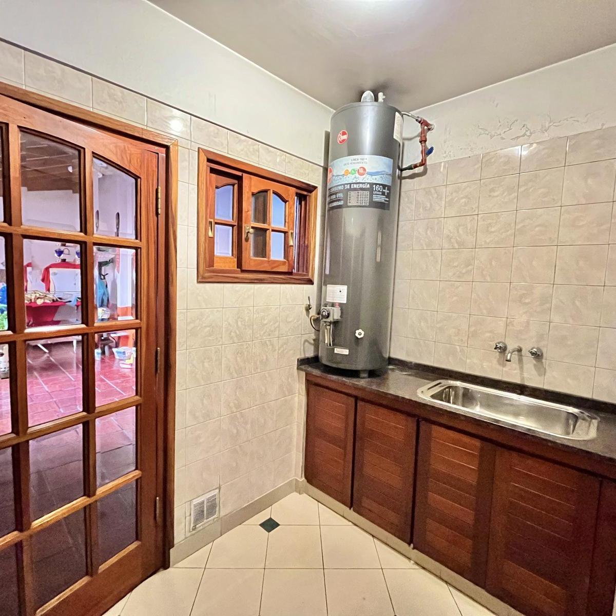 Casa Venta 4 Ambientes Barracas Quincho Cochera Para 5 Autos 1