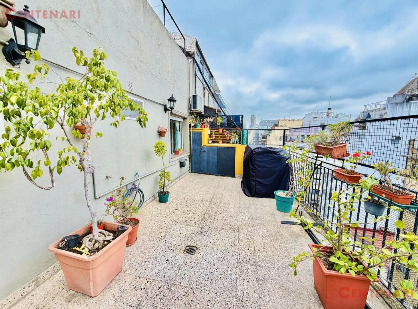 VENTA - DEPARTAMENTO - 3 AMBIENTES ESCRITORIO TERRAZA BALVANERA 5
