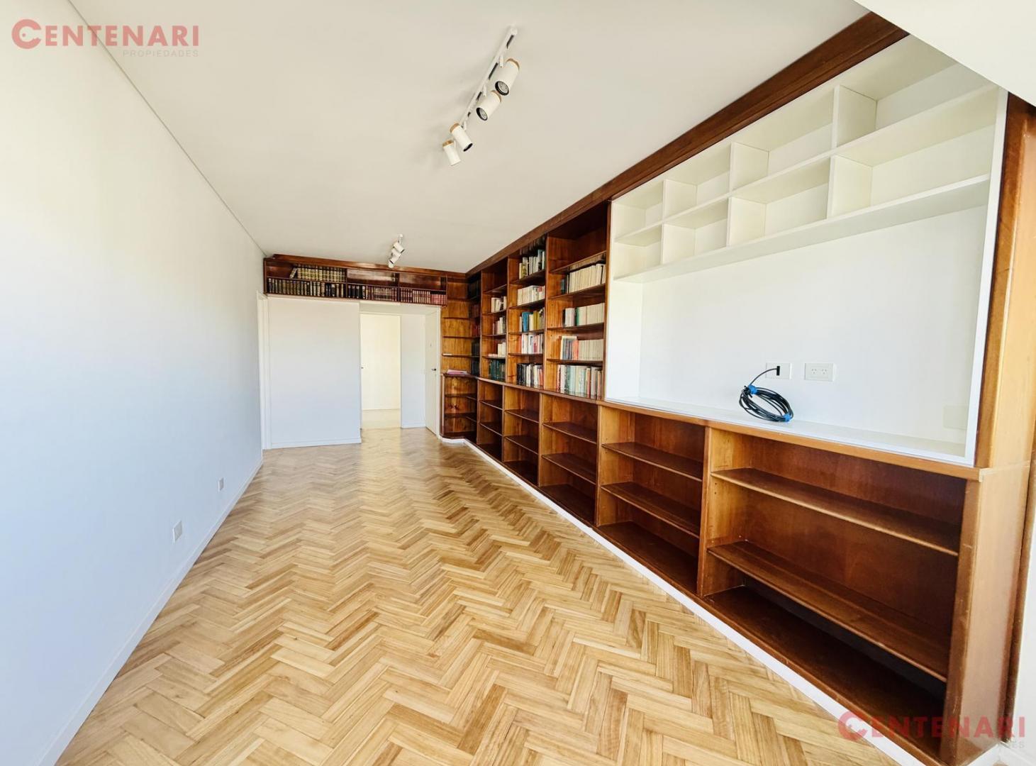 Foto de ALQUILER - DEPARTAMENTO - 4 AMBIENTES - CON COCHERA - BELGRANO, imagen 1