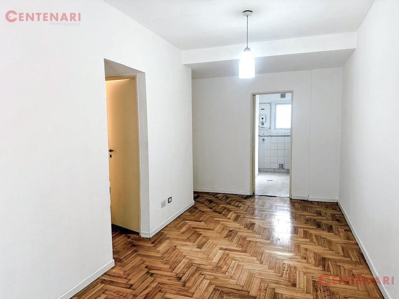 Foto de VENTA - DEPARTAMENTO -2 AMBIENTES - CABALLITO, imagen 1