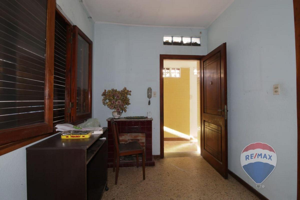Venta 3 Phs Floresta en Lote Propio Acepta Permuta 2