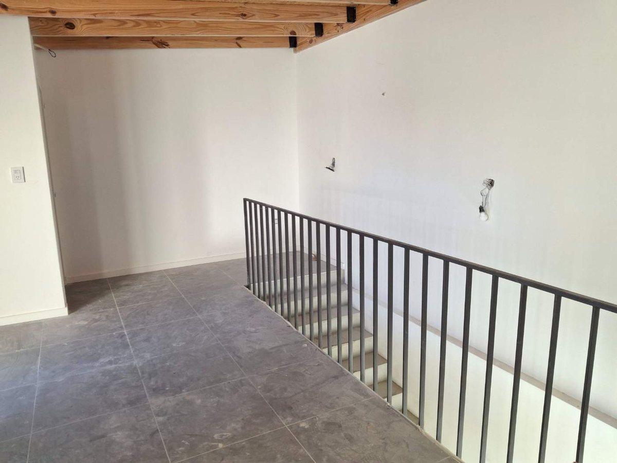Venta PH Coghlan 4 Amb Nuevo Duplex Tza Ppia 4