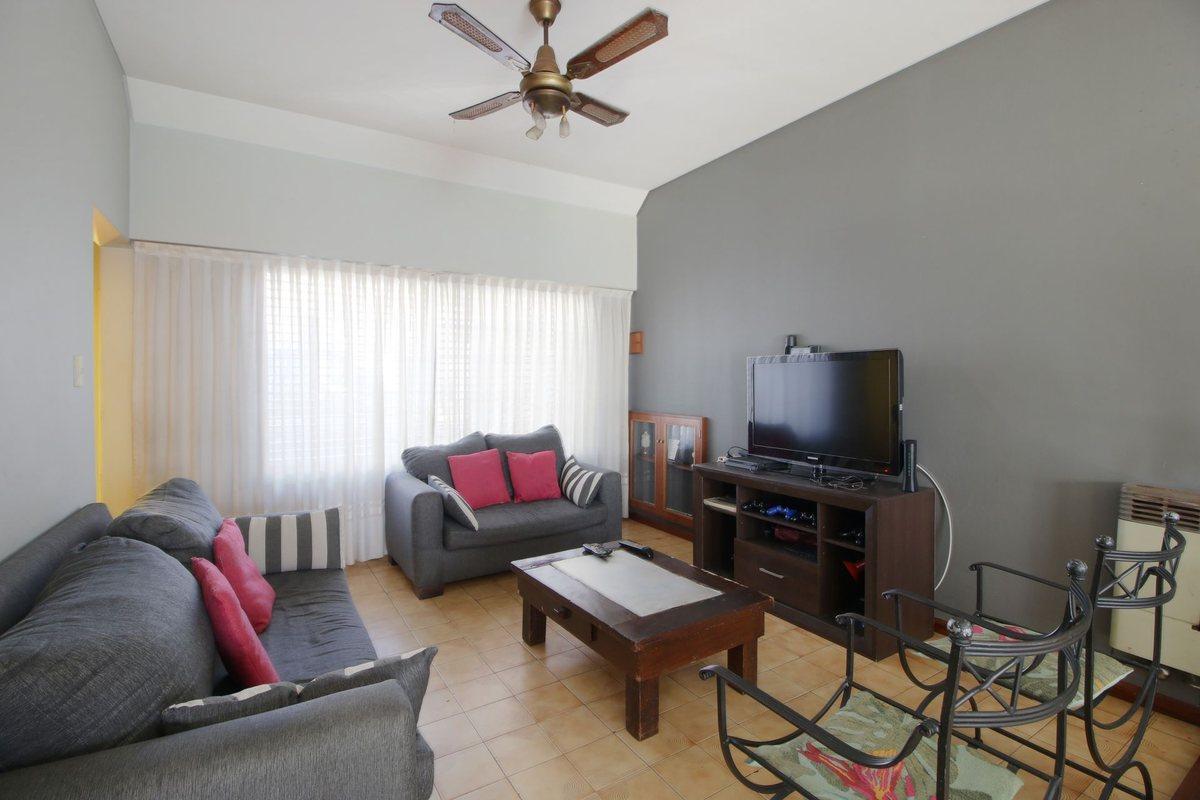 Venta Casa en Duplex Lote Propio Piscina Cochera 1