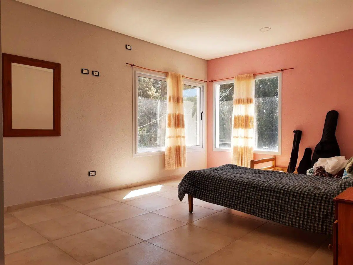 Casa quinta moderna 320 m2 + pileta + chocheras 4