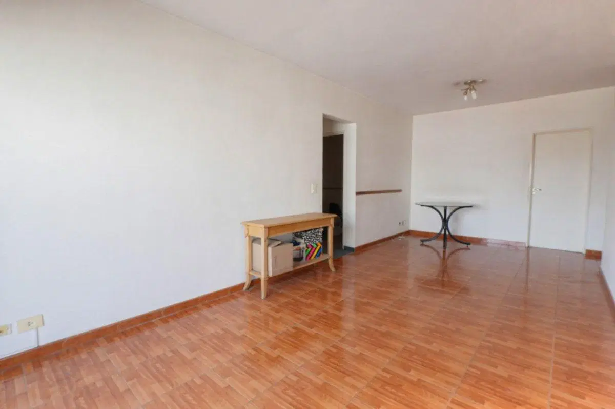 VENTA DPTO 4 AMB C/COCHERA  CABALLITO 4