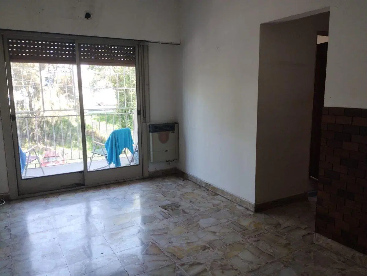 Departamento de 3 Ambientes con Balcon terraza 2