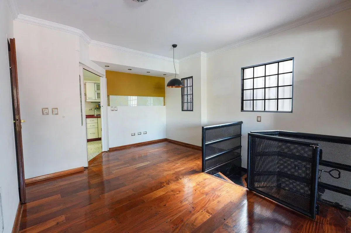 CASA PH 3 DORMITORIOS 4 PISOS CABALLITO CENTRO 5