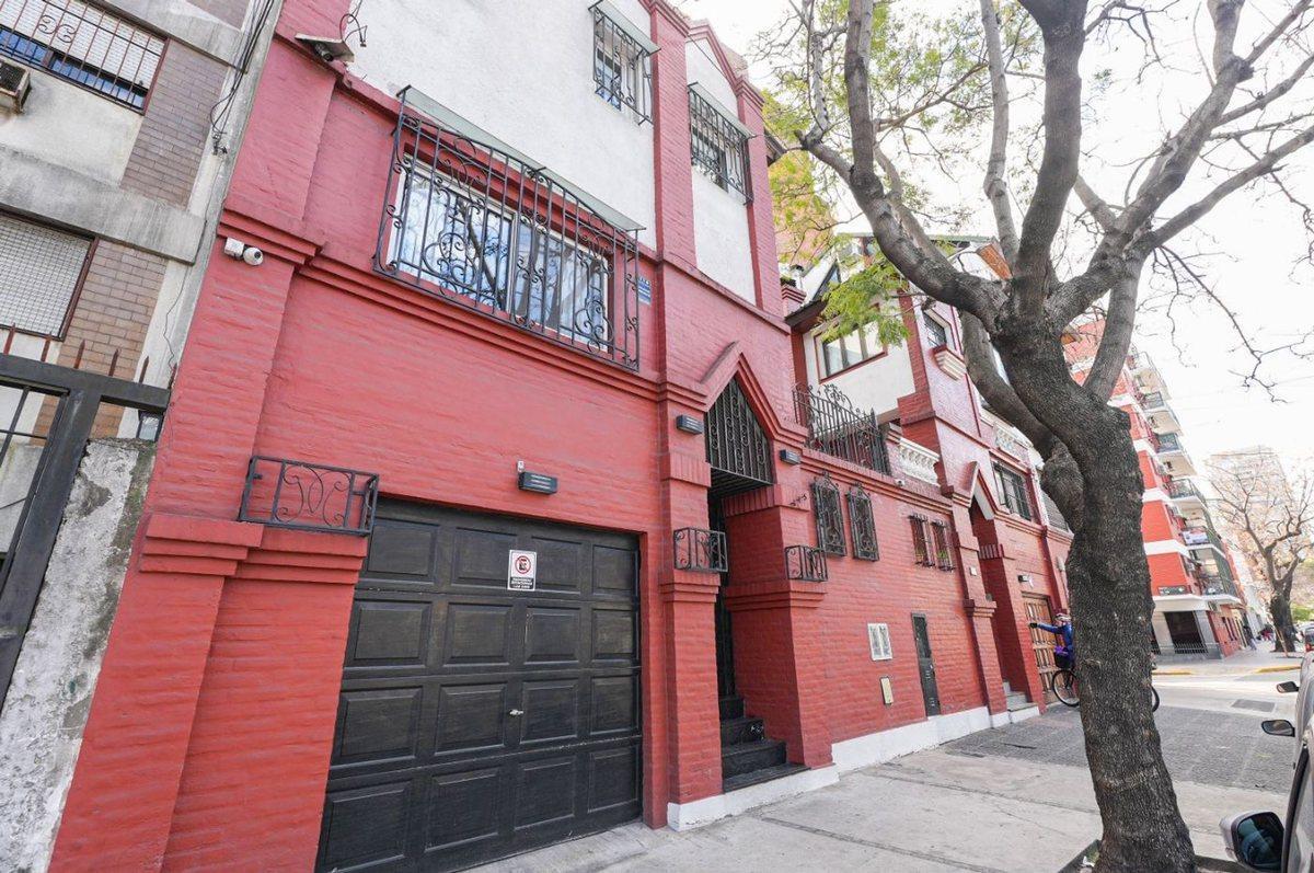 CASA PH 3 DORMITORIOS 4 PISOS CABALLITO CENTRO