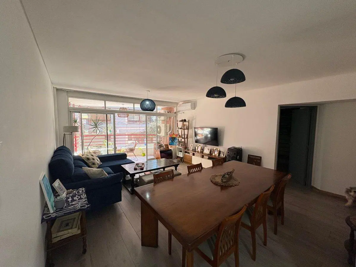 VENTA DEPTO BELGRANO 3 AMB. COCHERA DEPENDENCIA 4
