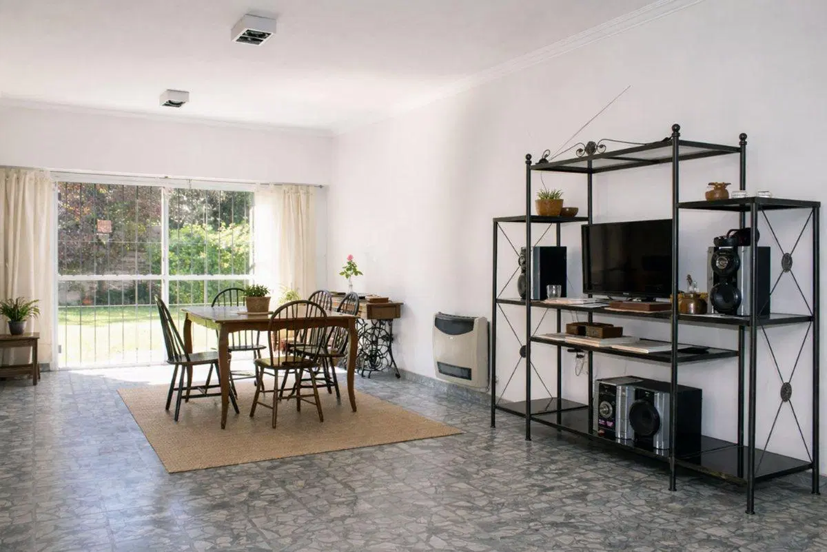 Venta casa de 4 ambientes en dos plantas 4