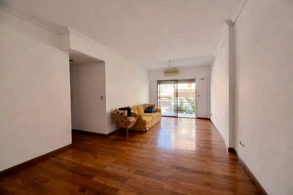Venta departamento. 3 Amb con cochera. Belgrano 2
