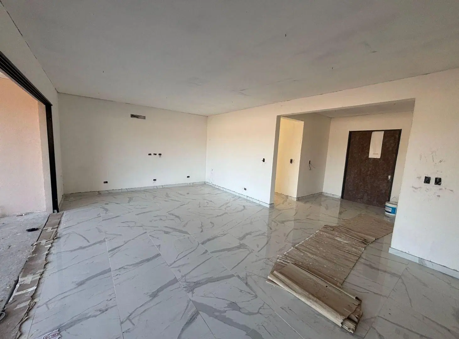 VENTA CASA 5 AMB. SAN SEBASTIAN A ESTRENAR PERMUTA 5