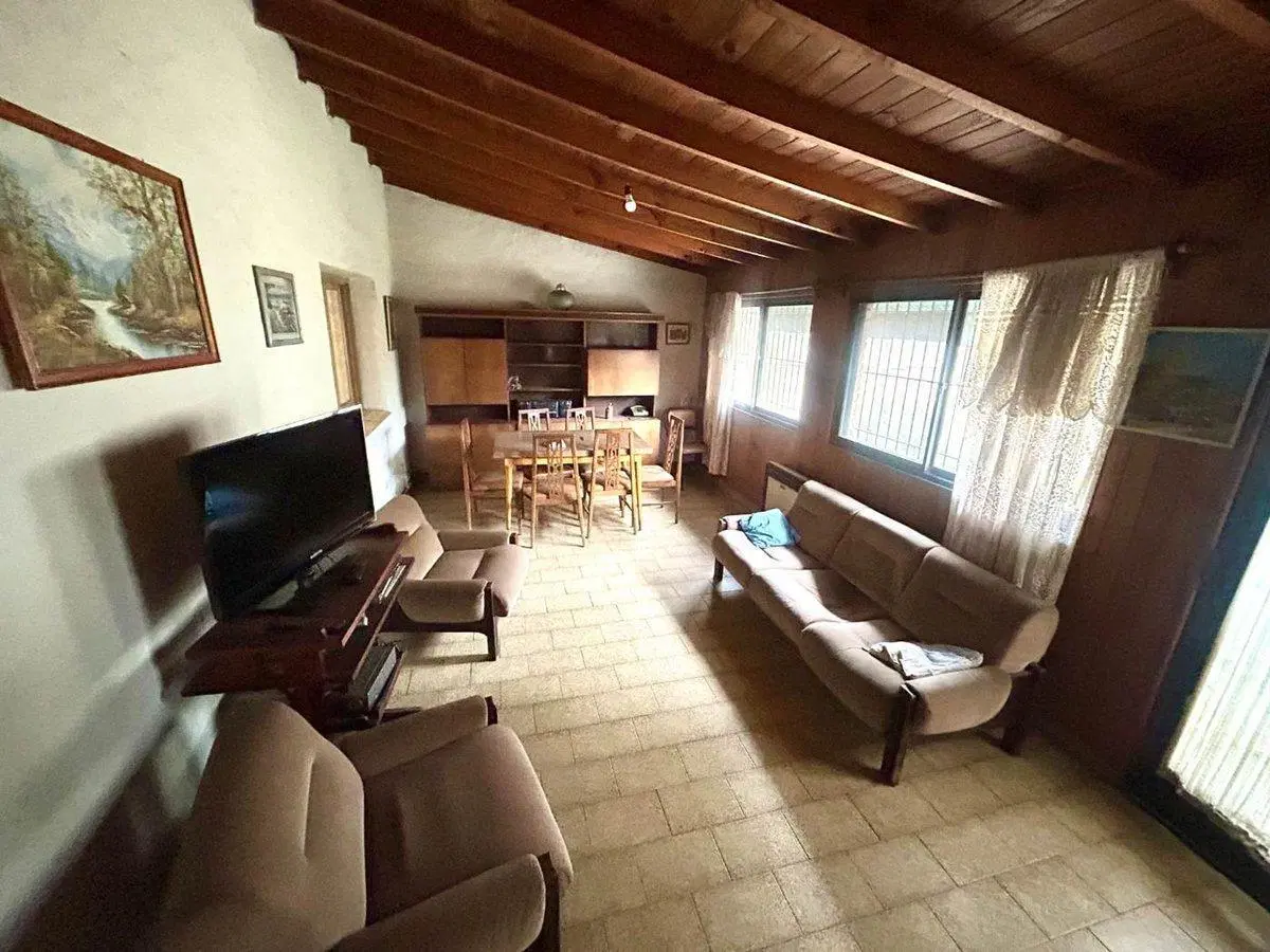 VENTA CASA 3 AMBIENTES VILLA MADERO GARAGE PARQUE 4