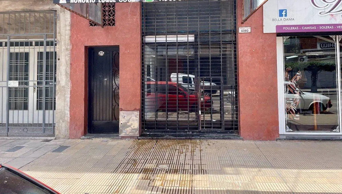 ALQUILER LOCAL EN CENTRO DE LAFERRERE 2