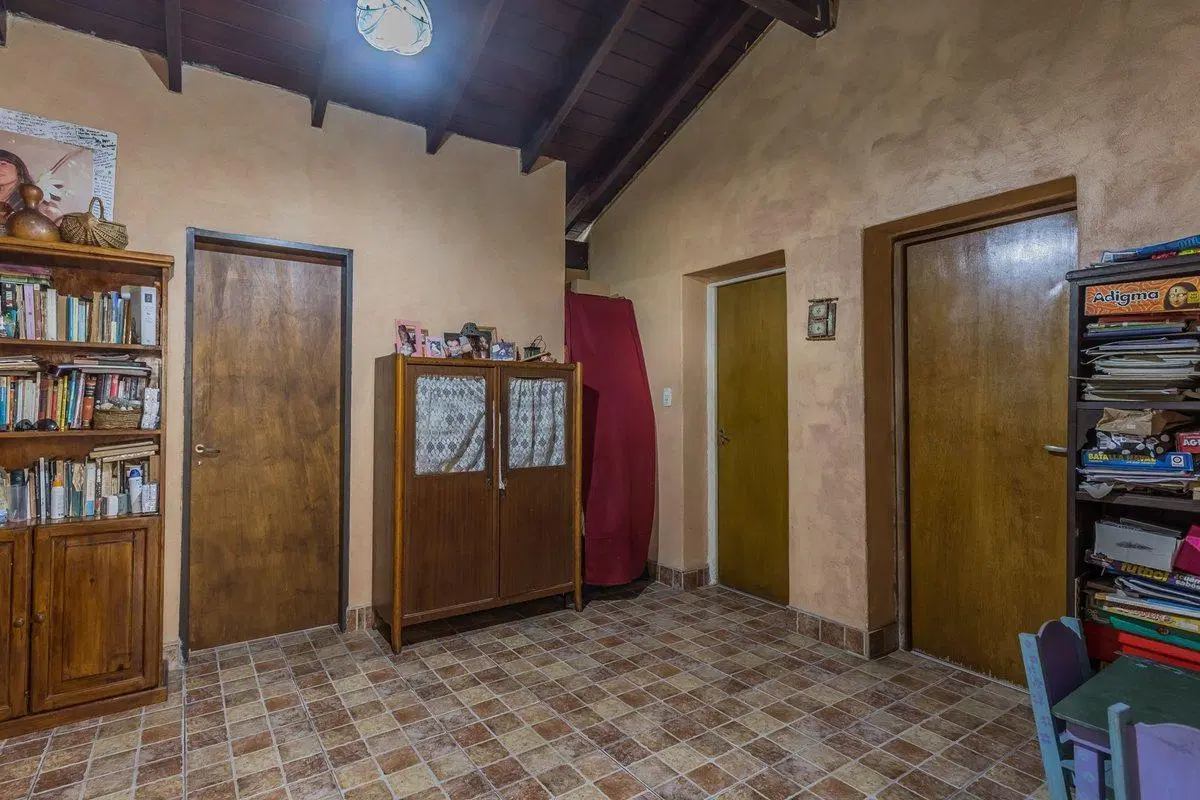 VENTA DON TORCUATO CASA 5 AMB PILETA Y GRAN PARQUE 3