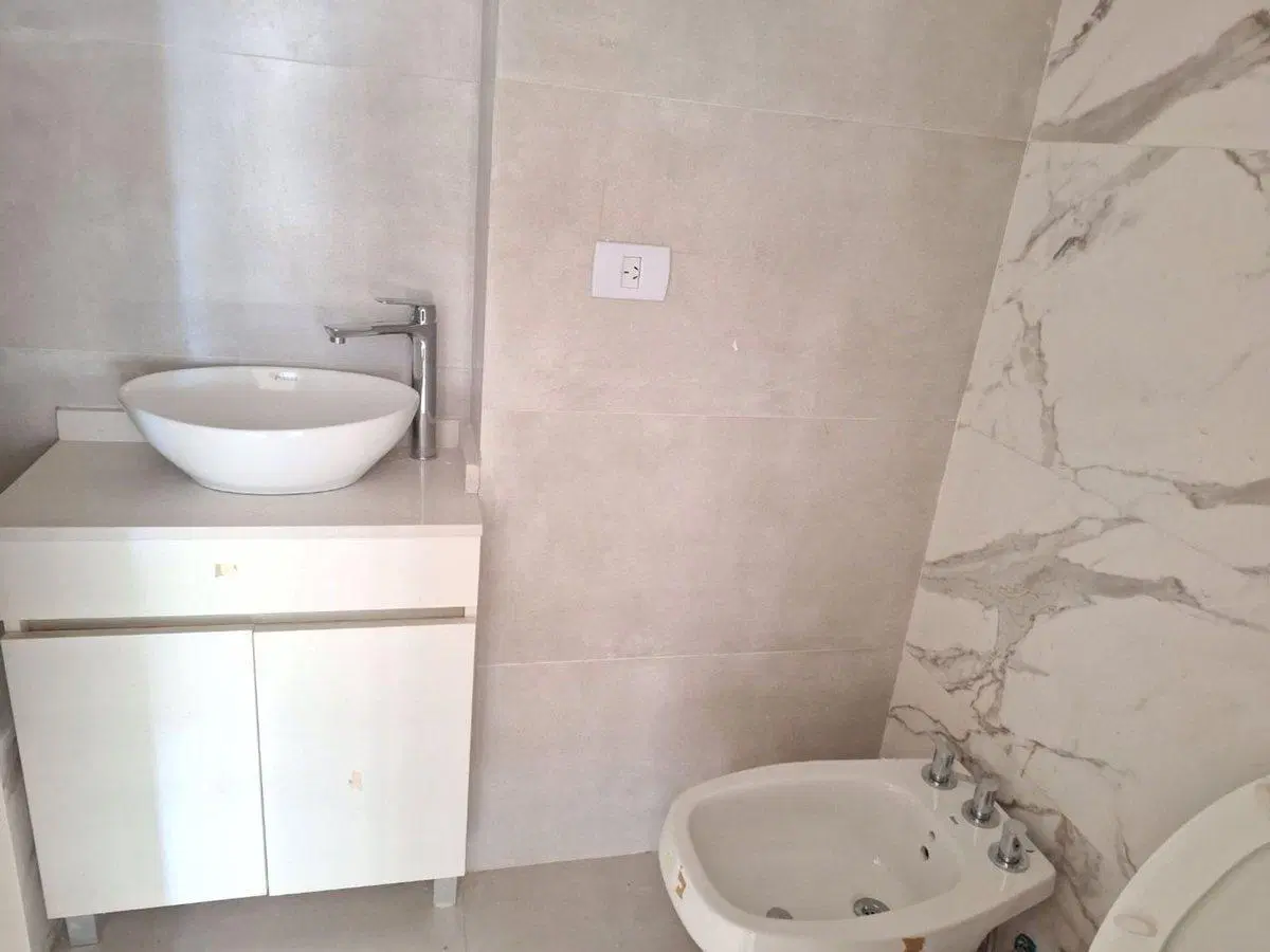 VTA DPTO FLORES 4 AMB A ESTRENAR COCHERA AMENITIES 5