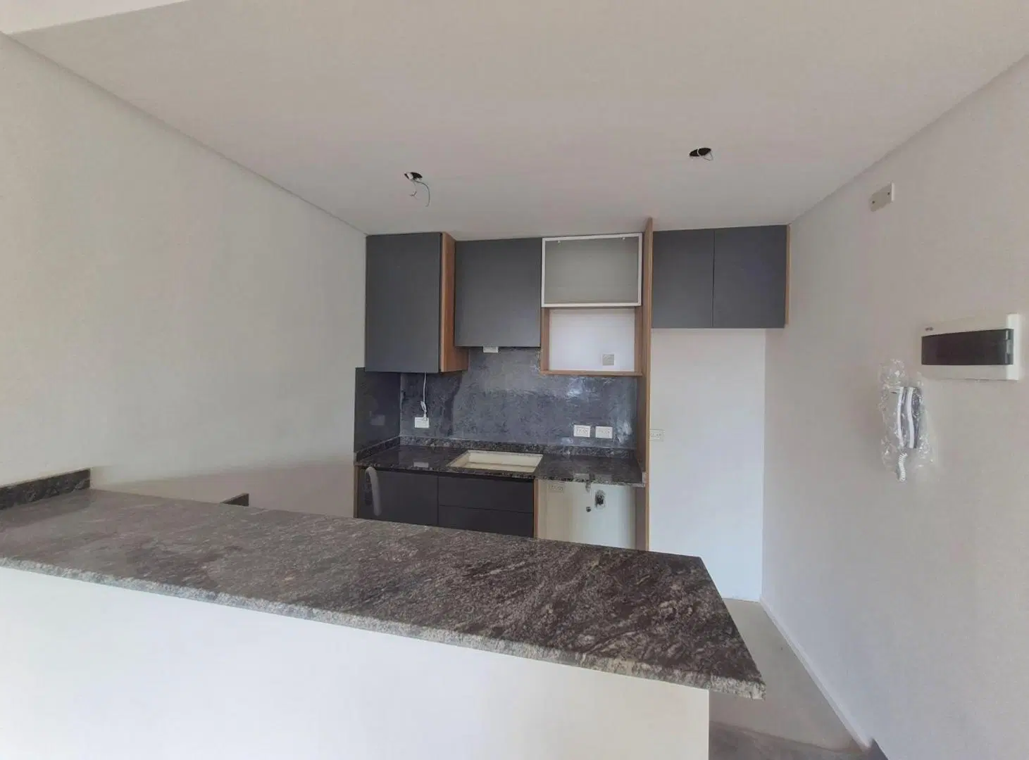 VENTA VICTORIA 2 AMB COCHERA BALCON   LUMINOSO 8