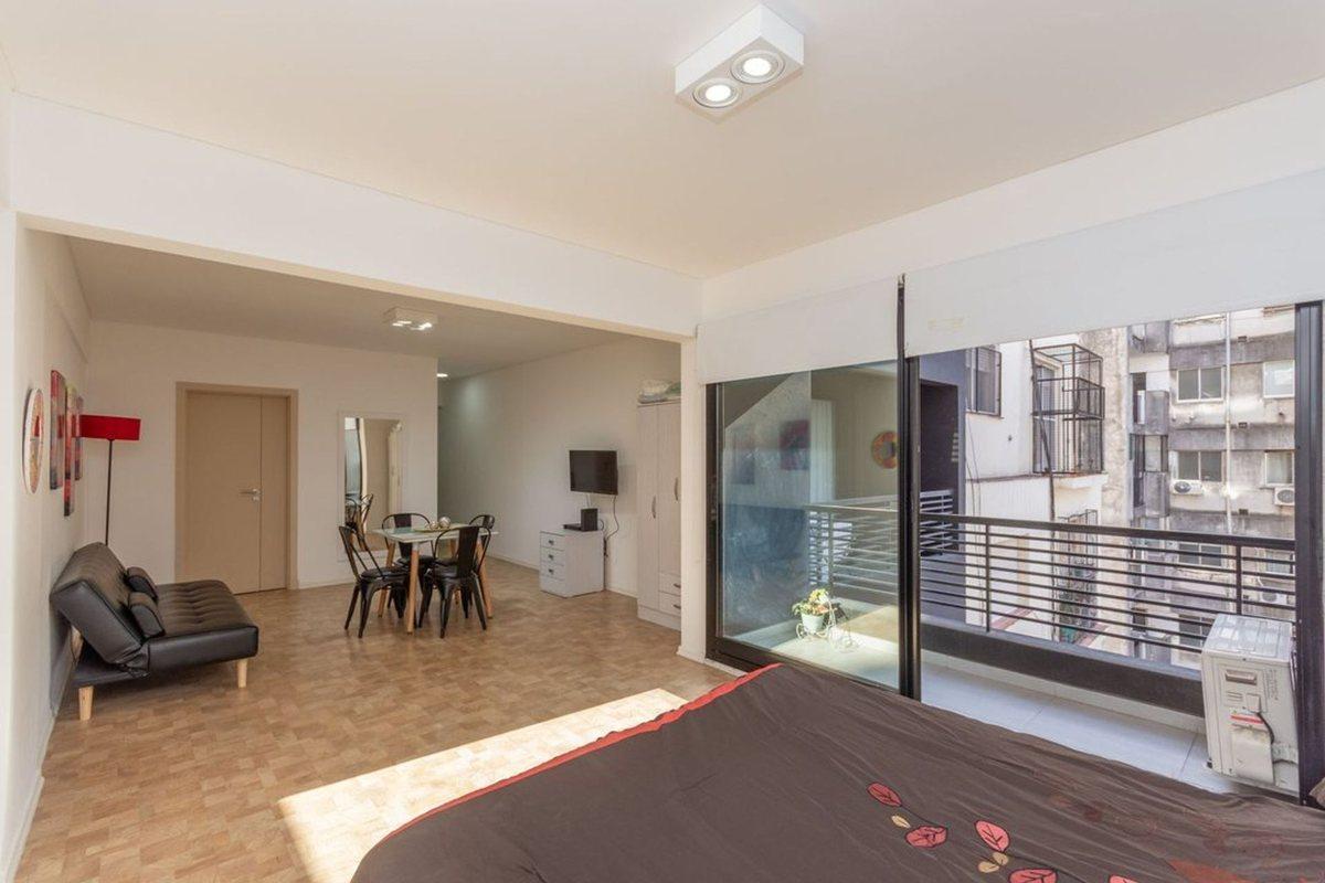 VENTA CON RENTA DPTO MONO/2 AMB RECOLETA 45 MTS