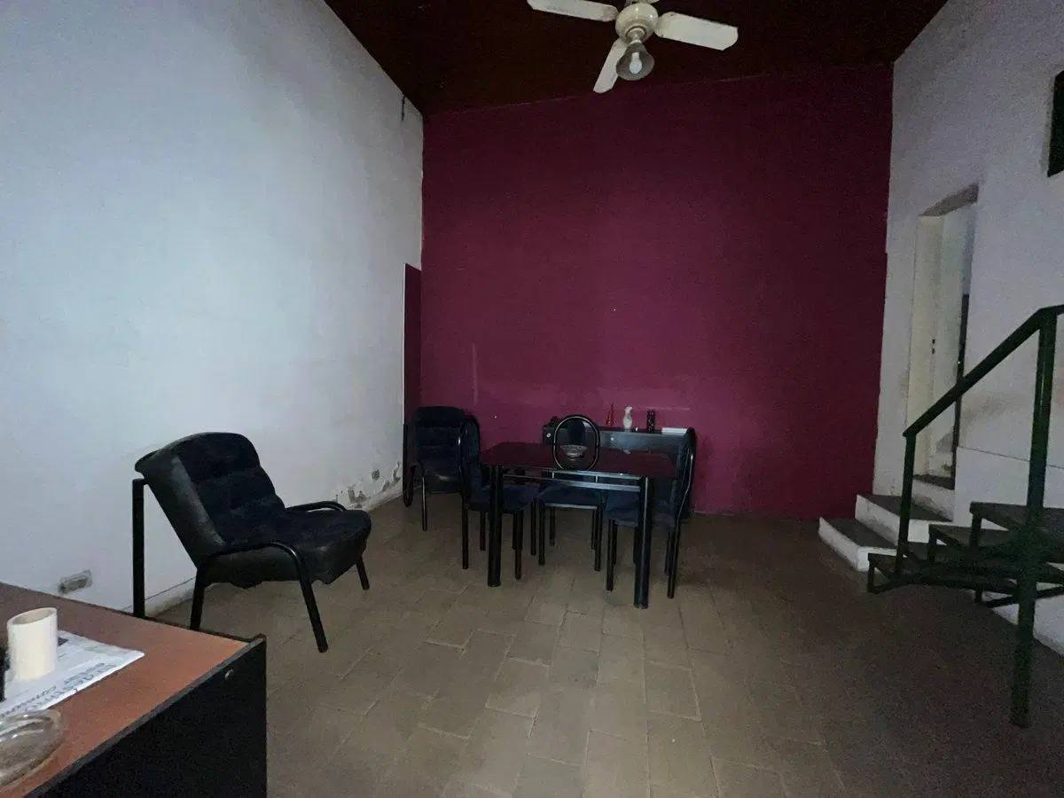 Local/oficina 2 ambientes en venta en Banfield 3