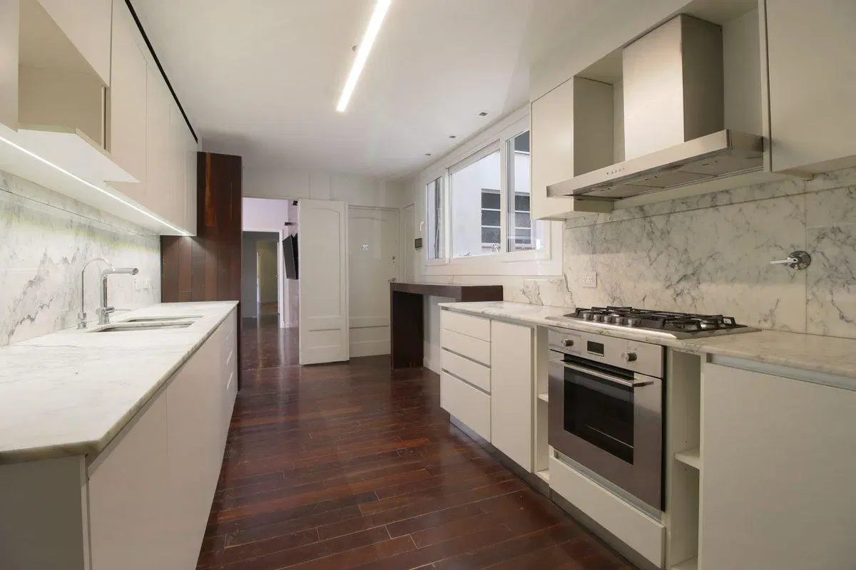 VENTA PISO 4 AMB DEPENDENCIA AV.ALVEAR RECOLETA 3