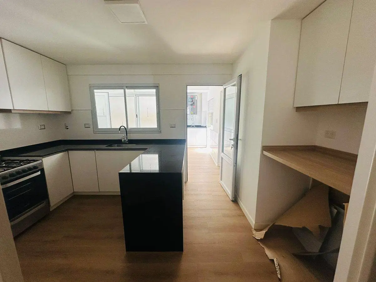VENTA COLEGIALES SEMIP 4 AMB FTE COCH APT CRED/PRO 5