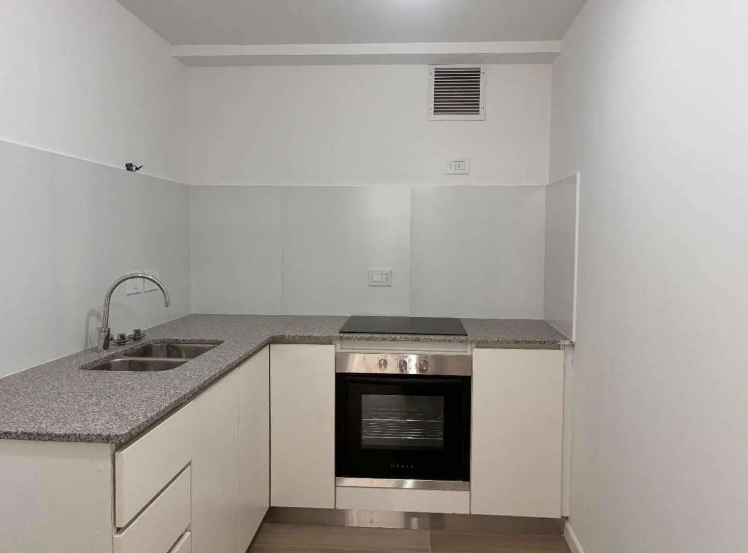Vende dpto 2 amb Microcentro a ESTRENAR 2