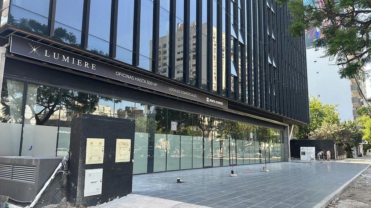ALQ OFICINAS EN VICENTE LOPEZ CON COCH A ESTRENAR