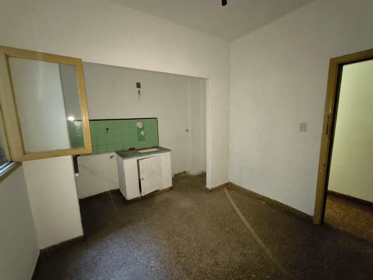 VENTA PH 2 AMB 27 m2 1ER PISO OPORTUNIDAD SARANDI 2