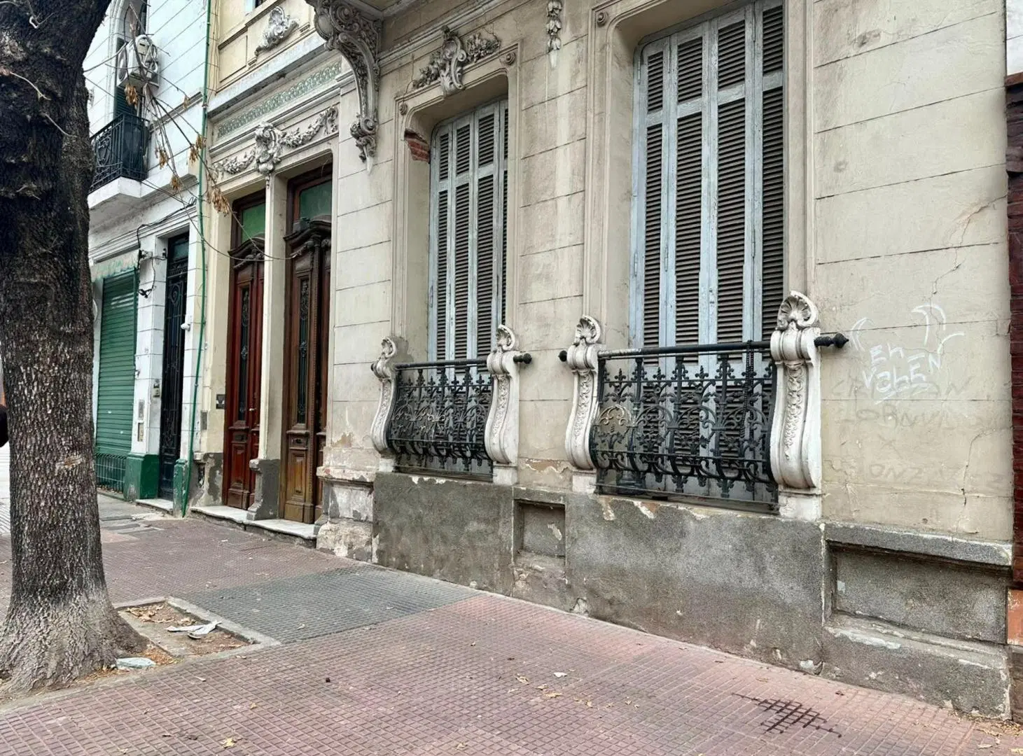 Venta Ph pb entrada independiente P. Patricios 3