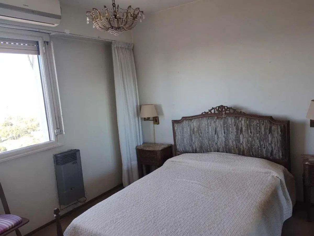 Departamento de 3 Ambientes Amplio-.Lacroze 1900 3