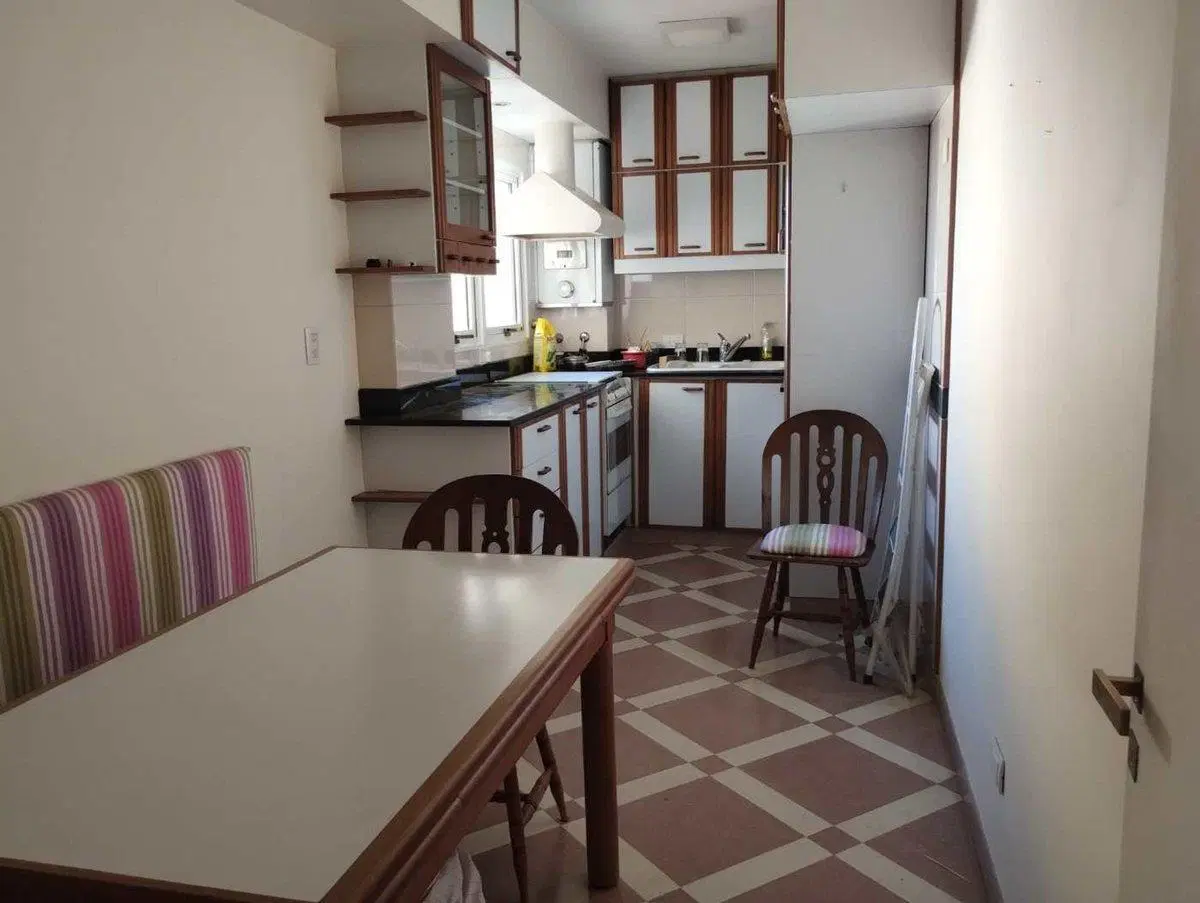 Departamento de 3 Ambientes Amplio-.Lacroze 1900 2