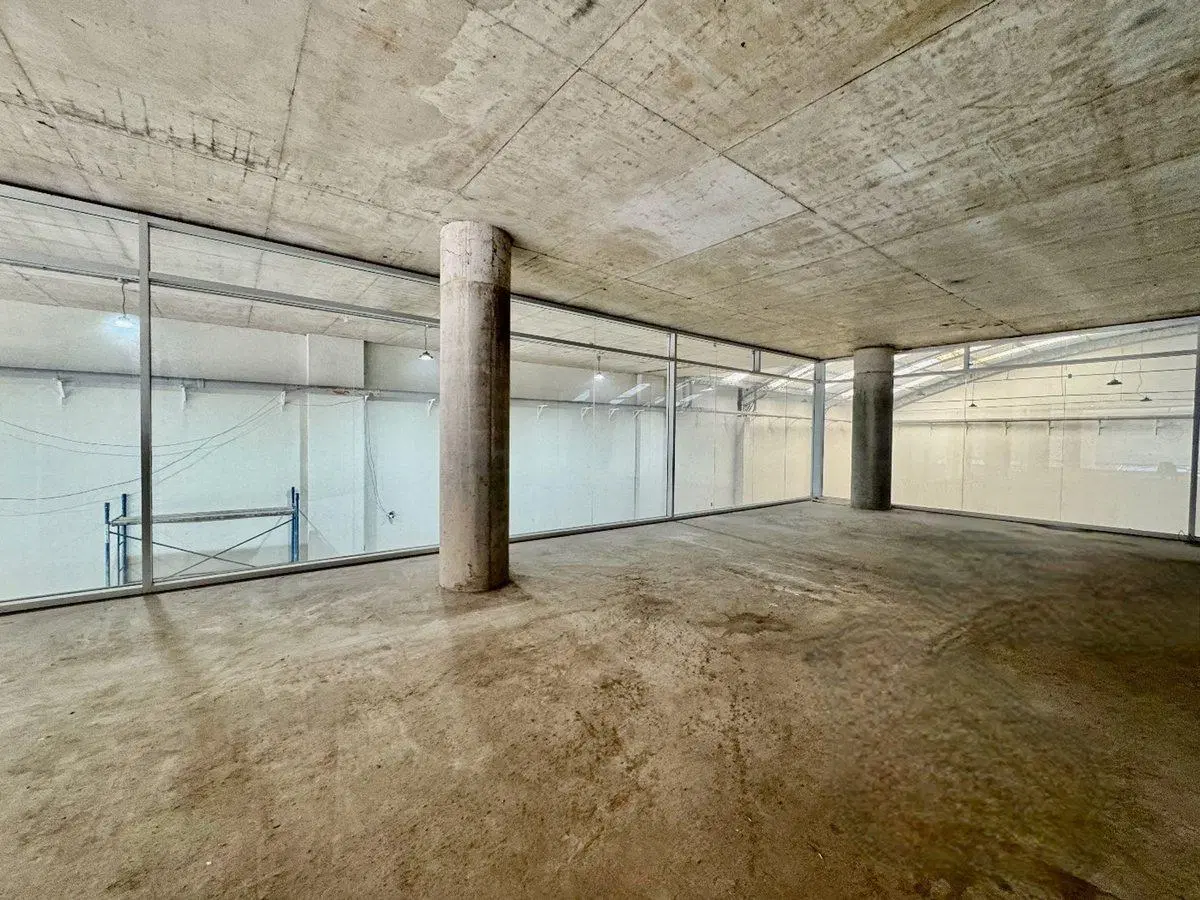VILLA DEVOTO: EDIFICIO MULTIPLES USOS- 8900MTS 2