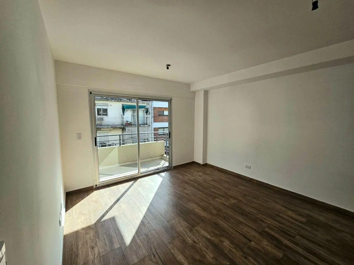 Venta 3 Ambientes 2 baños ESTRENAR Balcón Belgrano 4