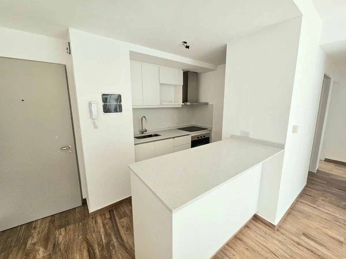 Venta 3 Ambientes 2 baños ESTRENAR Balcón Belgrano 2