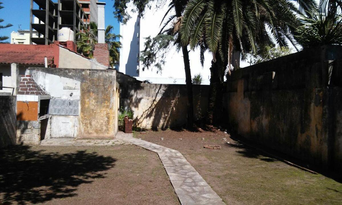 TERRENO A LA EN VENTA EN EL CENTRO DE RAMOS MEJIA