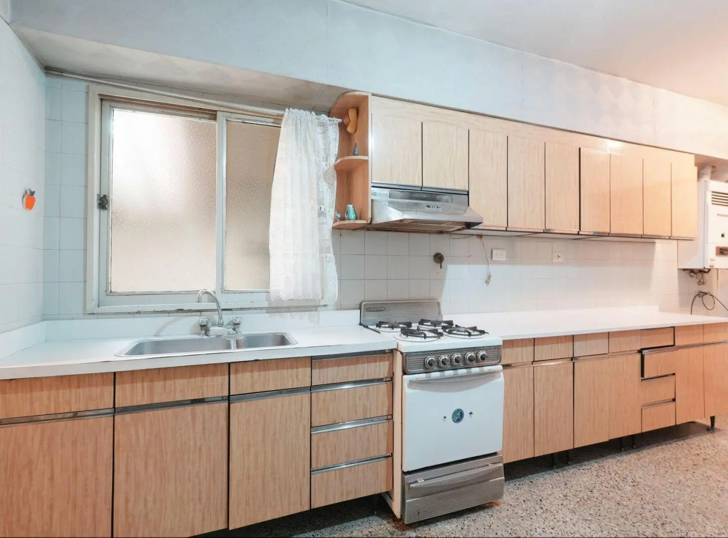 Venta Depto,4 amb/Cochera, Pza Misericordia Flores 3