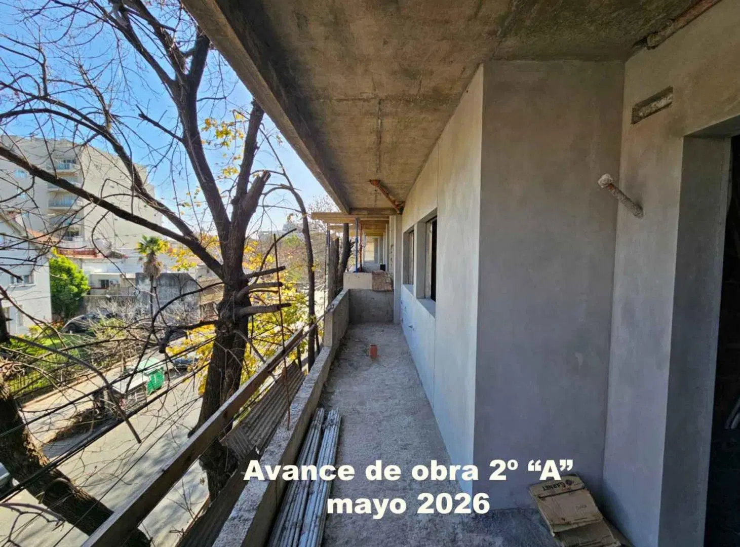 Venta 3 Ambientes 2 baños Comp. Balcón Coghlan 4