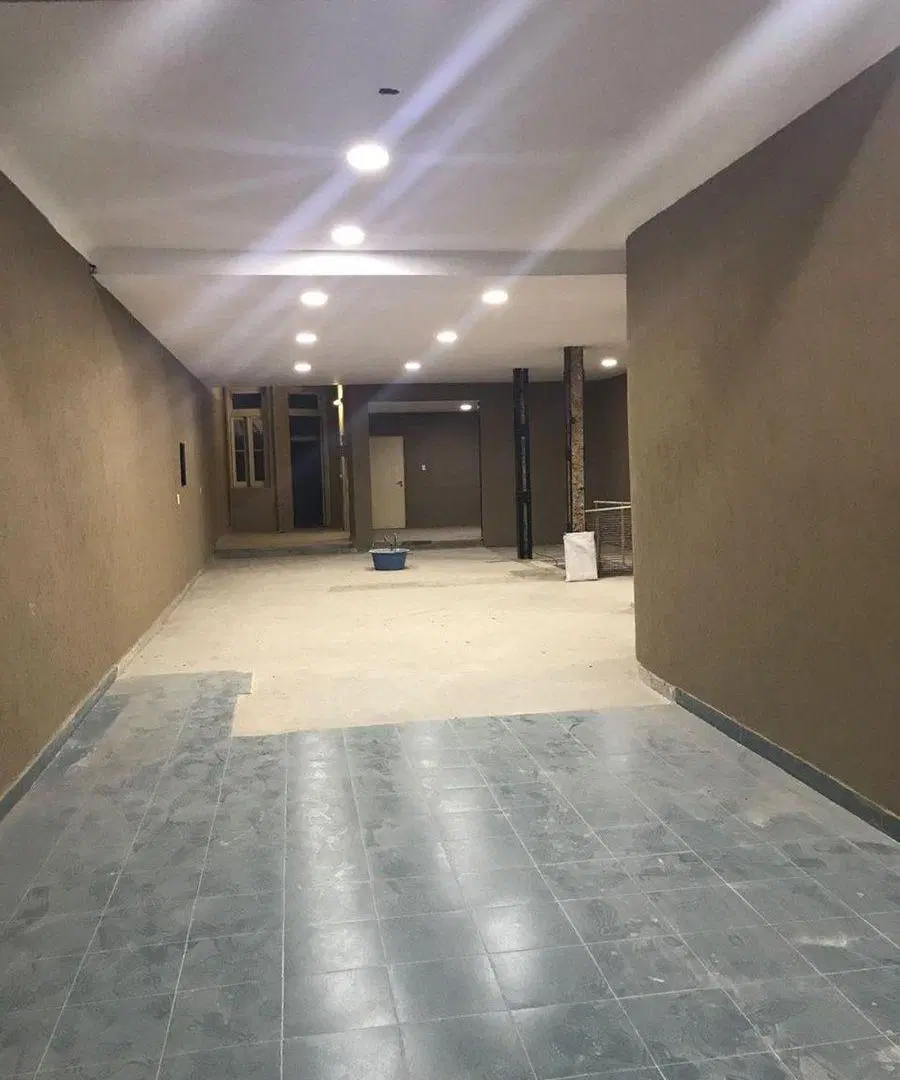 VENTA BALVANERA DEPOSITO O LOCAL PB Y SOTANO 242M2 4