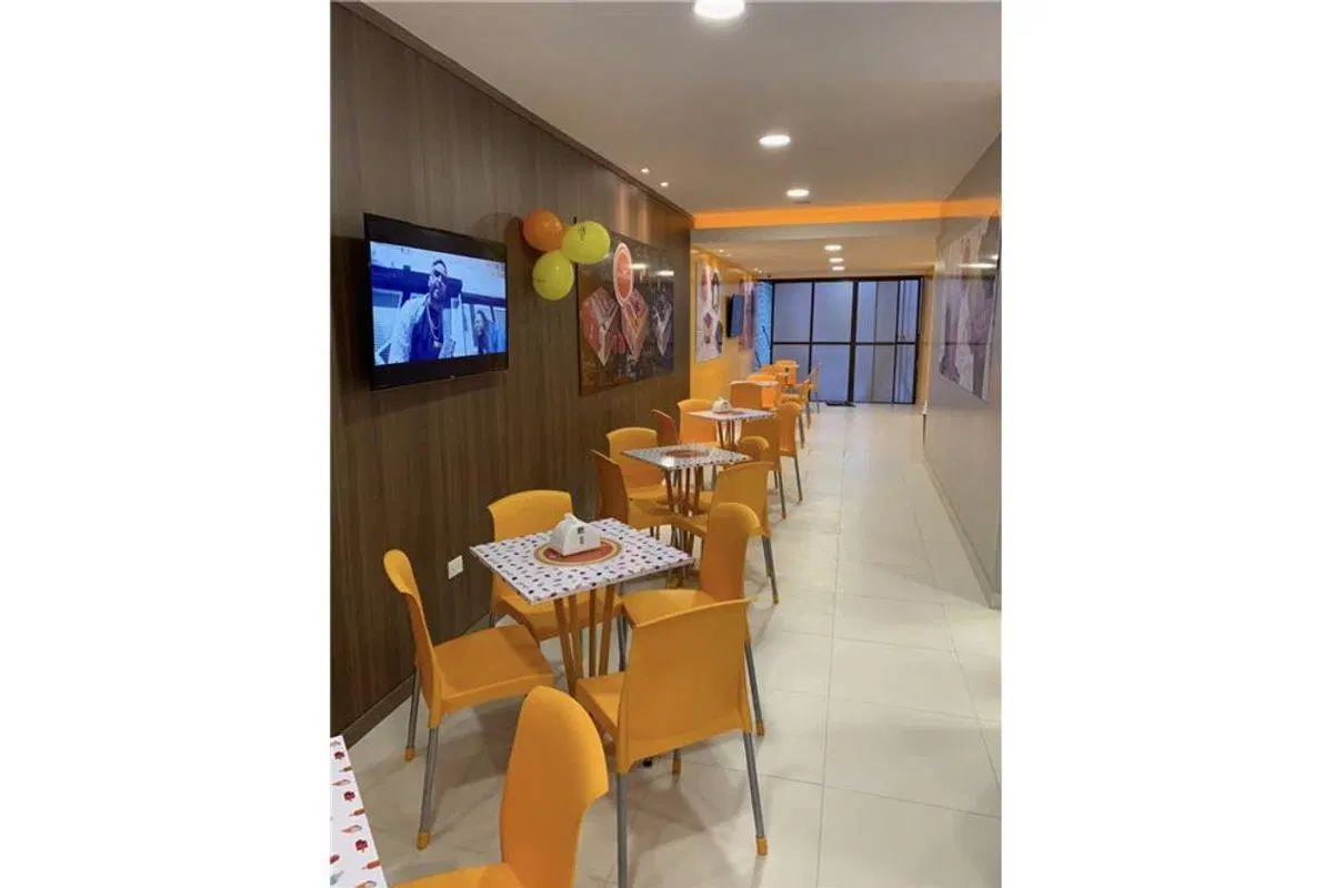 VENTA LOCAL  CENTRO DE LAFERRERE MAS VIVIENDA 4