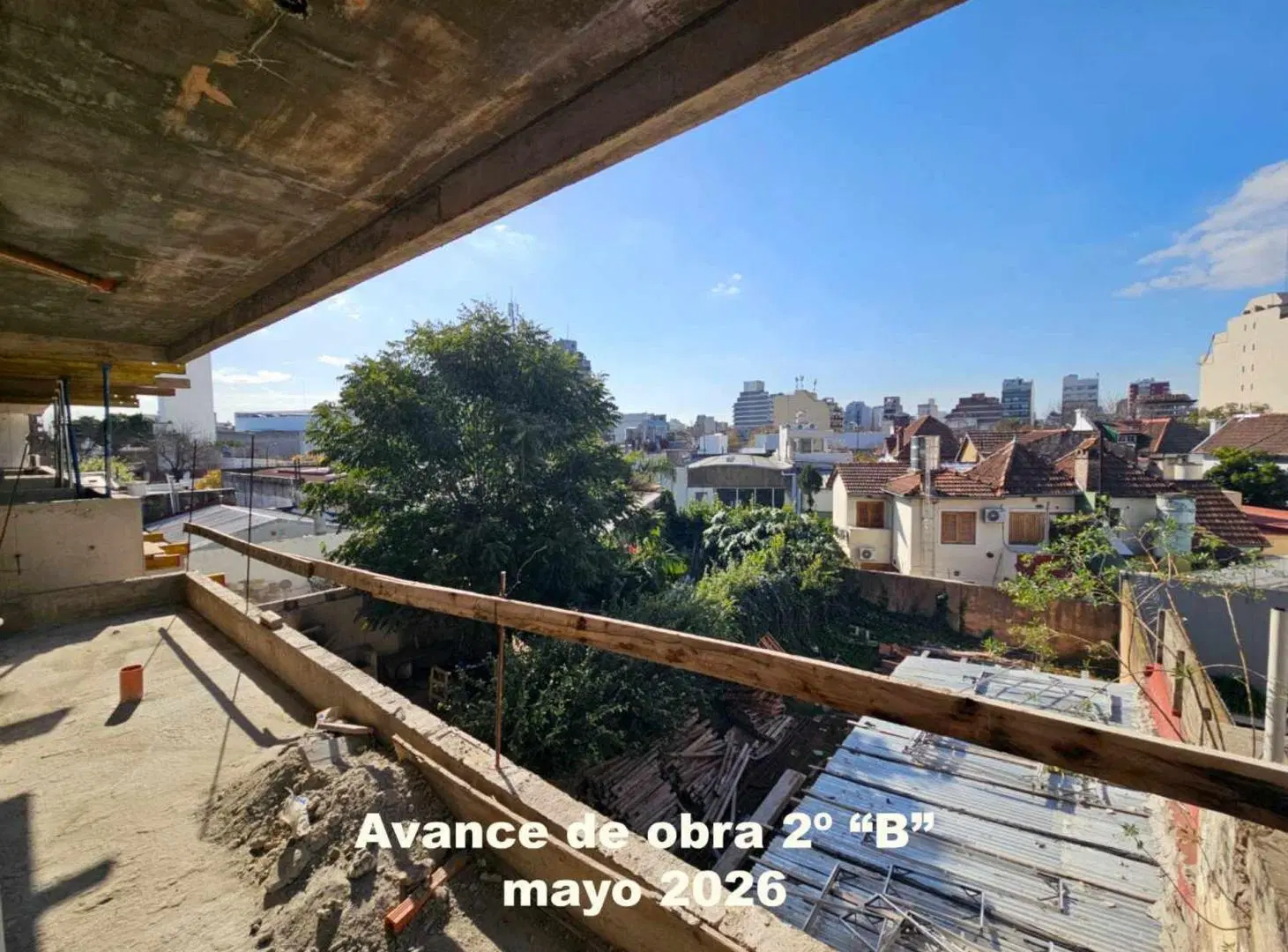 Venta 3 Ambientes 2 baños Comp. Balcón Coghlan 5